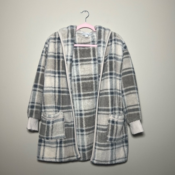 Koolaburra By UGG Cozy Shaggy Plush Cardigan Rib Port Cream Plaid - Picture 4 of 9